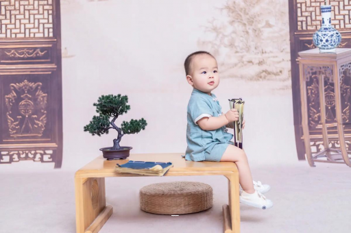 福鼎四个月宝宝可以坐着吗